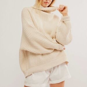 Free People Swim Too Deep Oversized Chunky Knit Sweater Tan M Cowl Mock Neck